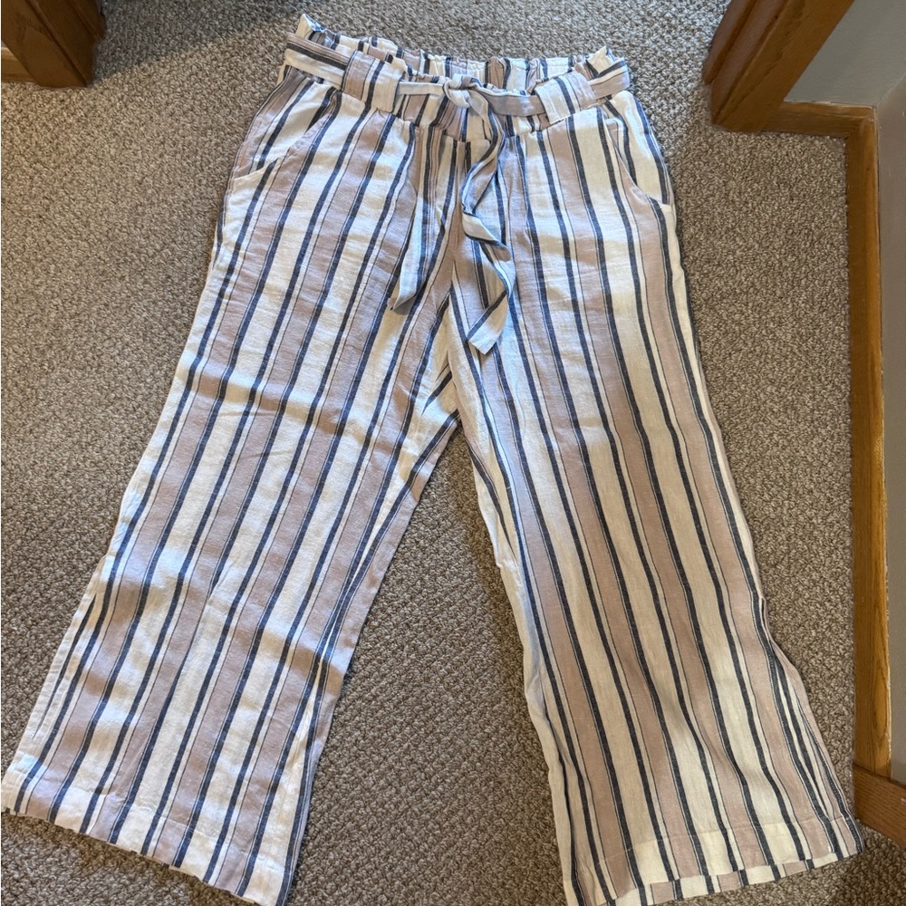 Indigo Rein Blue, tan, and White Striped linen wide leg pants! NWOT!